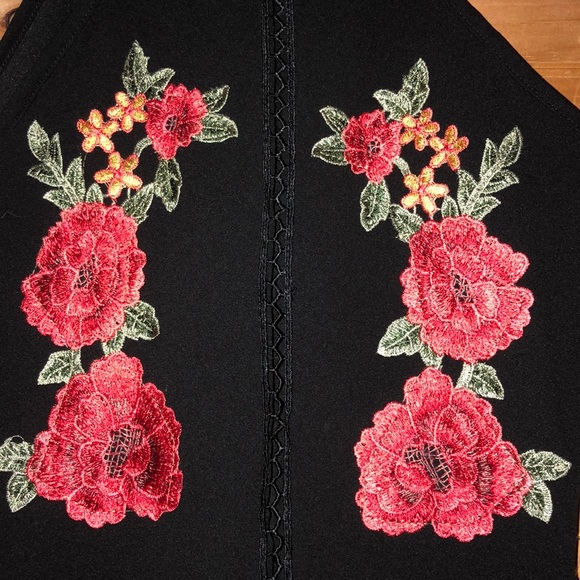 Black romper - Picture 2 of 4